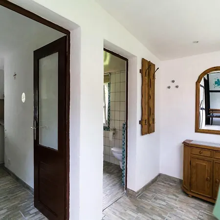 Lake-view In With Garden * Klein Pravtshagen