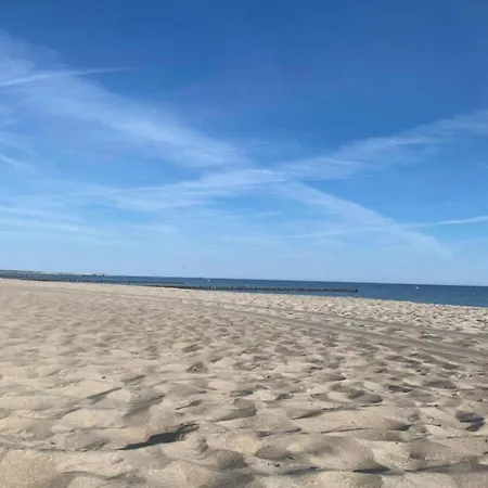 Lake-view In With Garden *