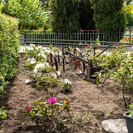 Lake-view In With Garden Lejlighed