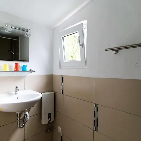 Lake-view In With Garden *